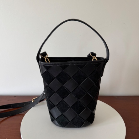J Crew Berkeley Woven Black Leather Bucket Bag - Picture 5 of 6